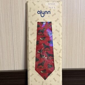 Alynn Red Rottweiler Pattern Tie